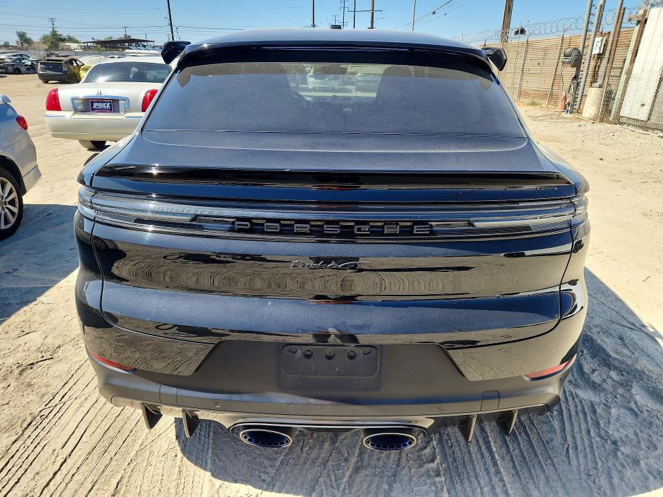 63128636 :رقم المزاد ، WP1BK2AY5RDA72061 vin ، 2024 Porsche Cayenne مزاد بيع