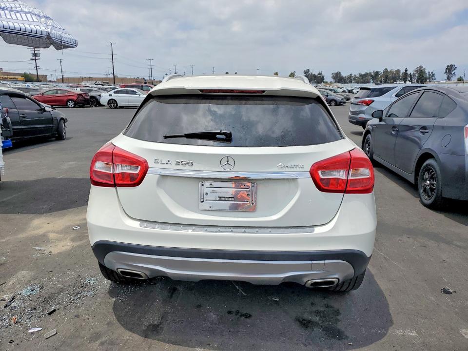 57858456 :رقم المزاد ، WDCTG4GB8GJ225417 vin ، 2016 Mercedes-benz Gla مزاد بيع