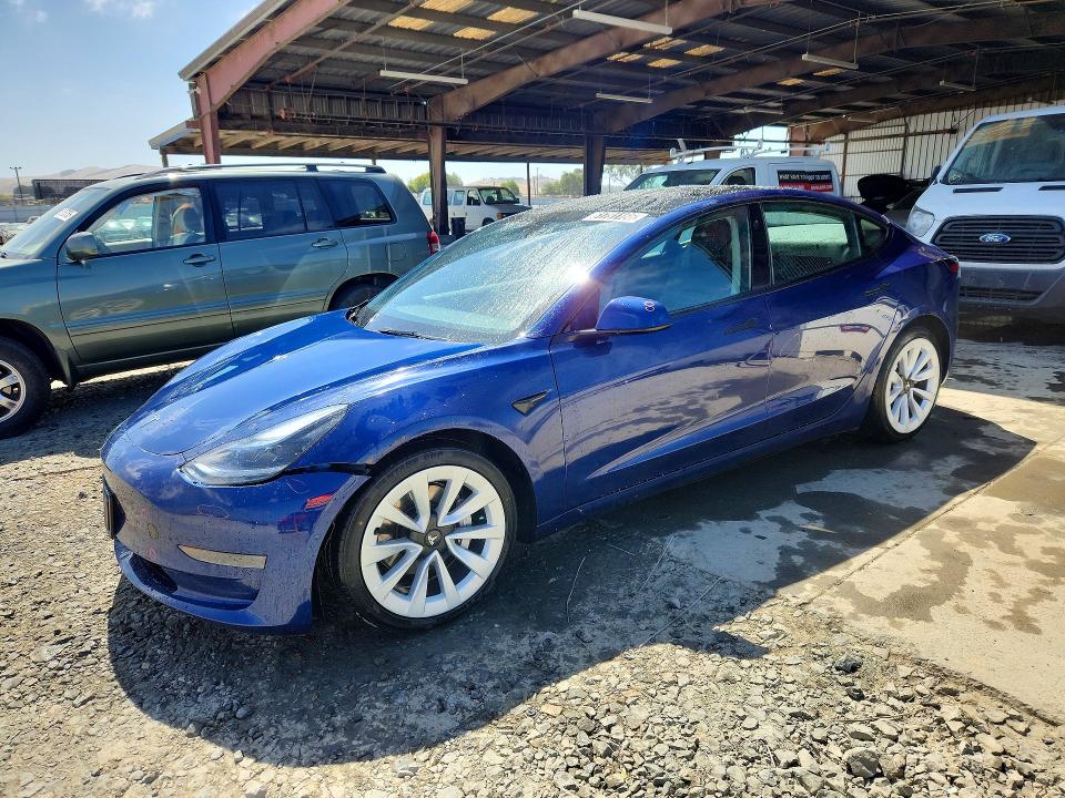 61791166 :رقم المزاد ، 5YJ3E1EA6NF371341 vin ، 2022 Tesla Model 3 مزاد بيع
