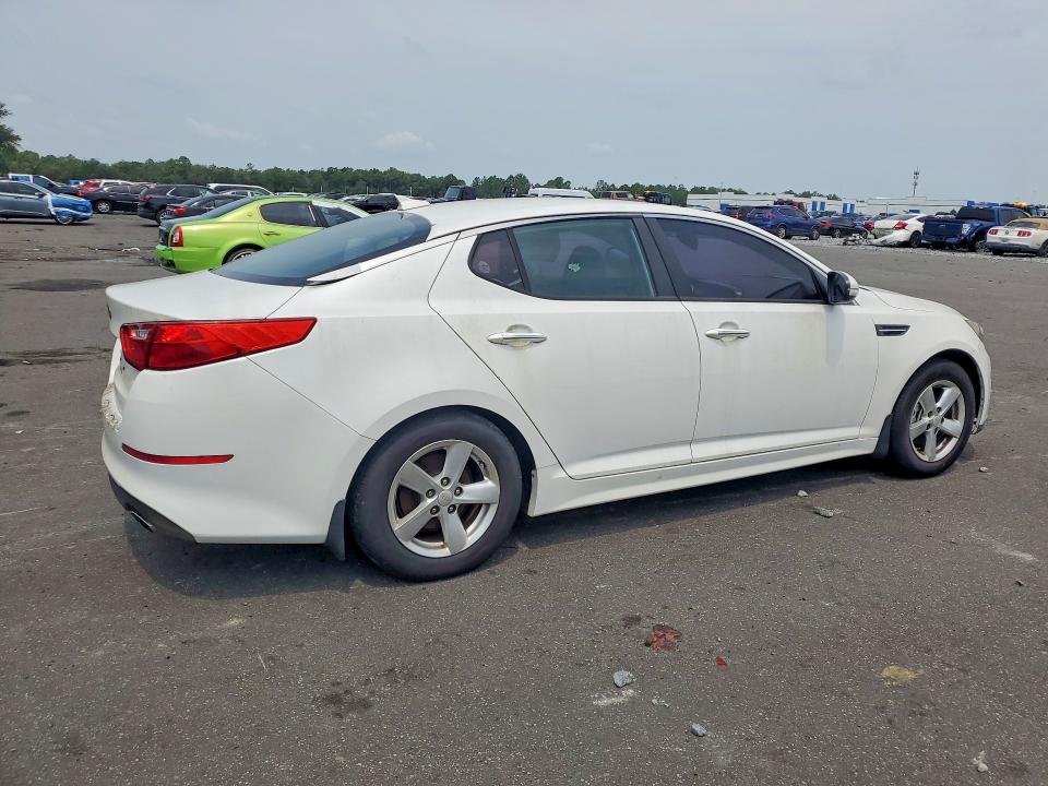 61132626 :رقم المزاد ، KNAGM4A75F5665006 vin ، 2015 Kia Optima مزاد بيع