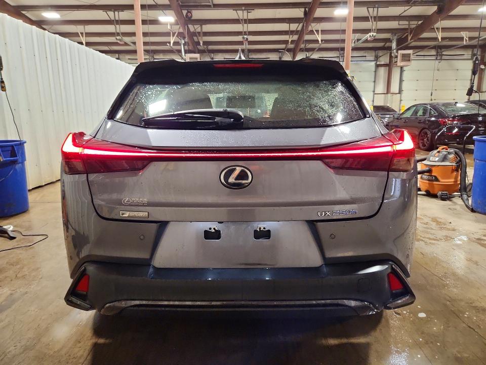 2019 Lexus Ux მანქანა იყიდება აუქციონზე, vin: JTHU9JBH2K2000913, აუქციონის ნომერი: 59401486