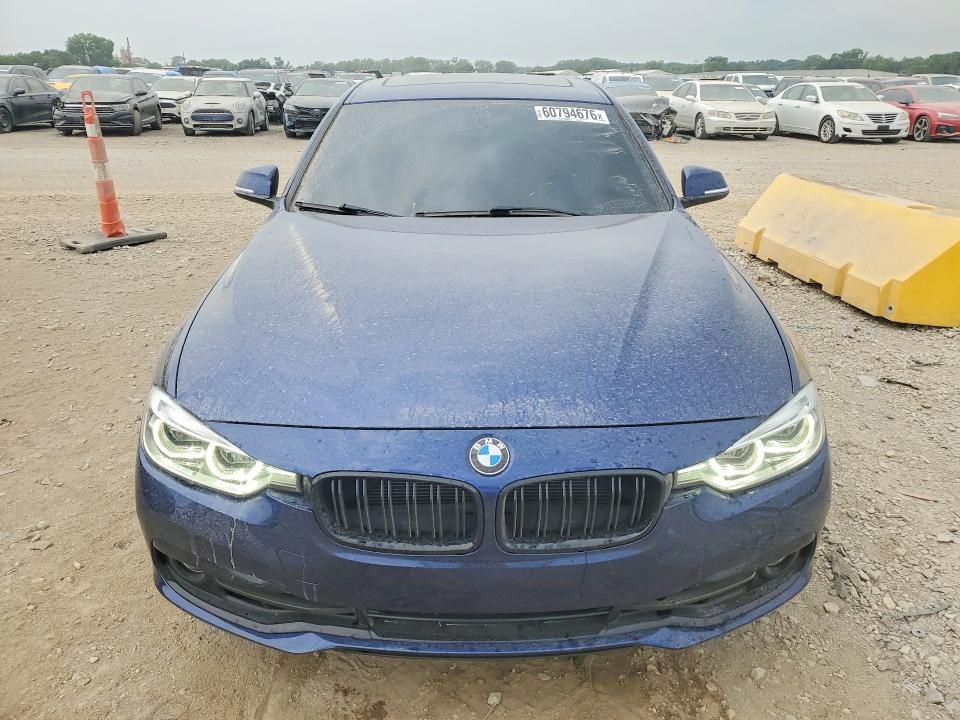 60794676 :رقم المزاد ، WBA8E3C59GK504555 vin ، 2016 Bmw 328 مزاد بيع