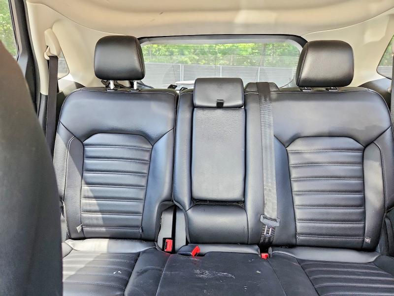 76295255 :رقم المزاد ، 2FMPK4J9XKBC28436 vin ، 2019 Ford Edge مزاد بيع
