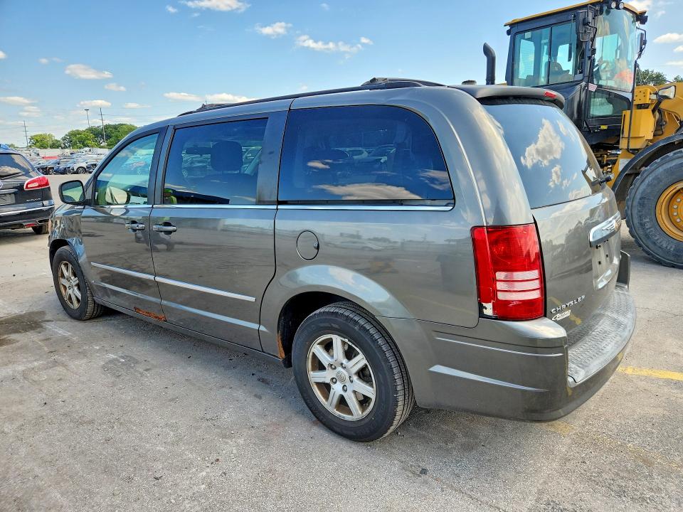 62453346 :رقم المزاد ، 2A4RR5D19AR415784 vin ، 2010 Chrysler Town & Country مزاد بيع