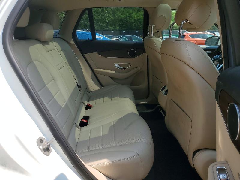61229686 :رقم المزاد ، W1N0G8EB8MF986703 vin ، 2021 Mercedes-benz Glc مزاد بيع