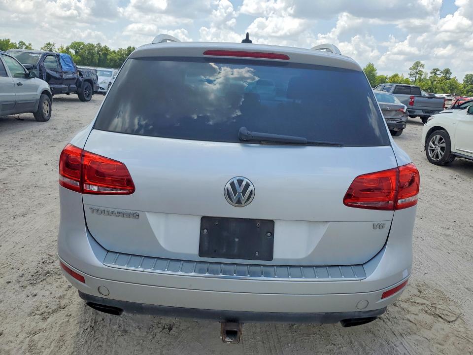 2013 Volkswagen Touareg მანქანა იყიდება აუქციონზე, vin: WVGEF9BP0DD004983, აუქციონის ნომერი: 62855246