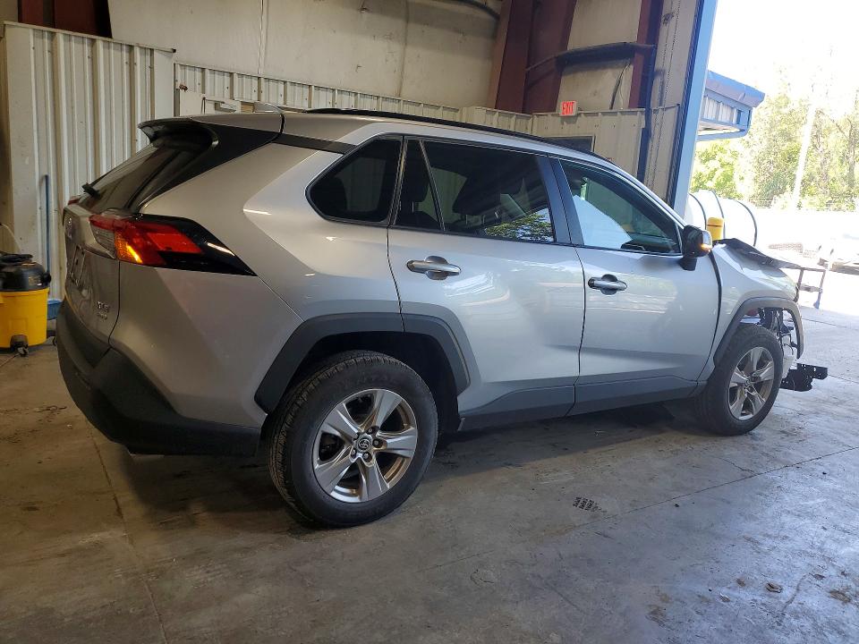 62326136 :رقم المزاد ، 2T3P1RFVXNC313371 vin ، 2022 Toyota Rav4 مزاد بيع
