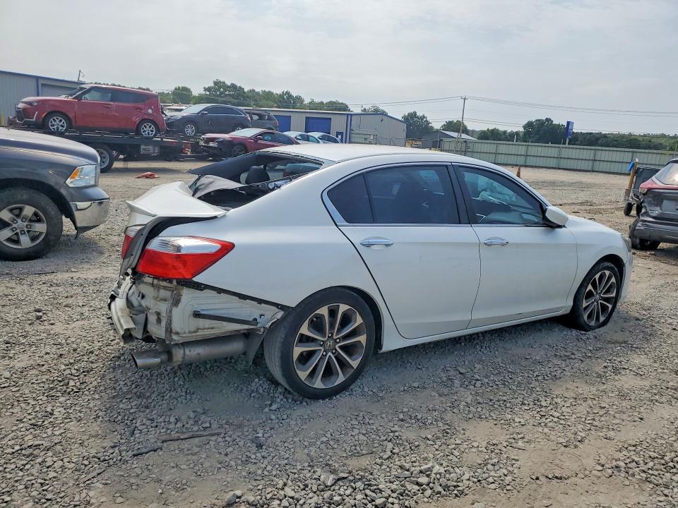 62823866 :رقم المزاد ، 1HGCR2F59FA058209 vin ، 2015 Honda Accord مزاد بيع