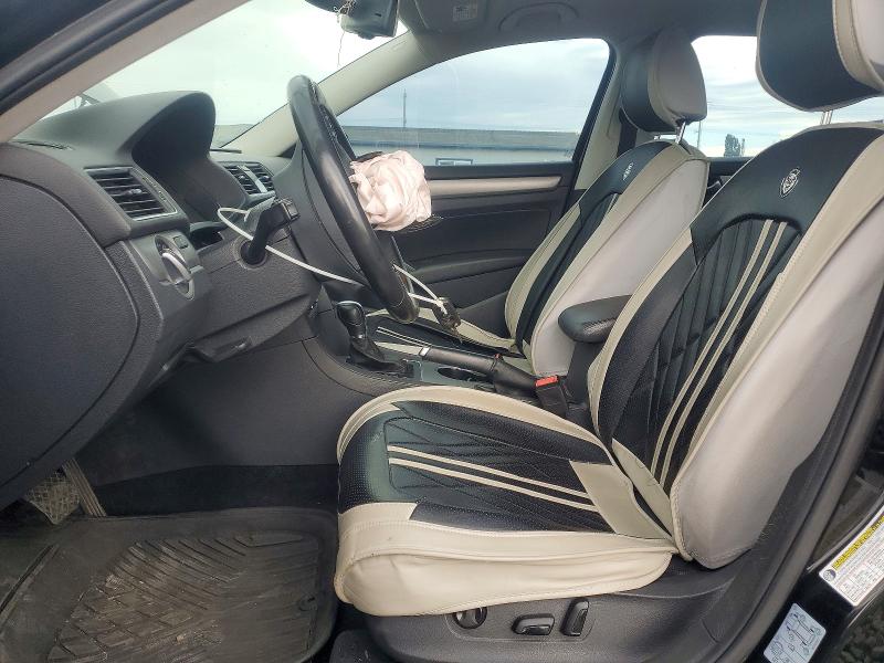 61380136 :رقم المزاد ، 1VWBH7A3XEC002490 vin ، 2014 Volkswagen Passat مزاد بيع