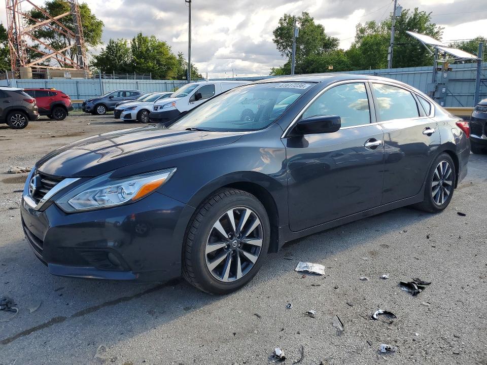 Продаж на аукціоні авто 2016 Nissan Altima, vin: 1N4AL3AP3GN310932, номер лоту: 61617236