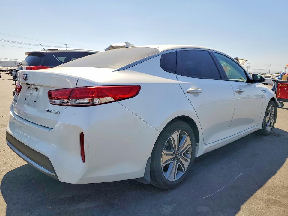 2017 Kia Optima Hybrid მანქანა იყიდება აუქციონზე, vin: KNAGU4LE5H5014845, აუქციონის ნომერი: 63369356