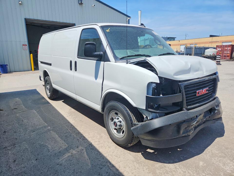 60657186 :رقم المزاد ، 1GTW7AF75S1221722 vin ، 2025 Gmc Savana مزاد بيع