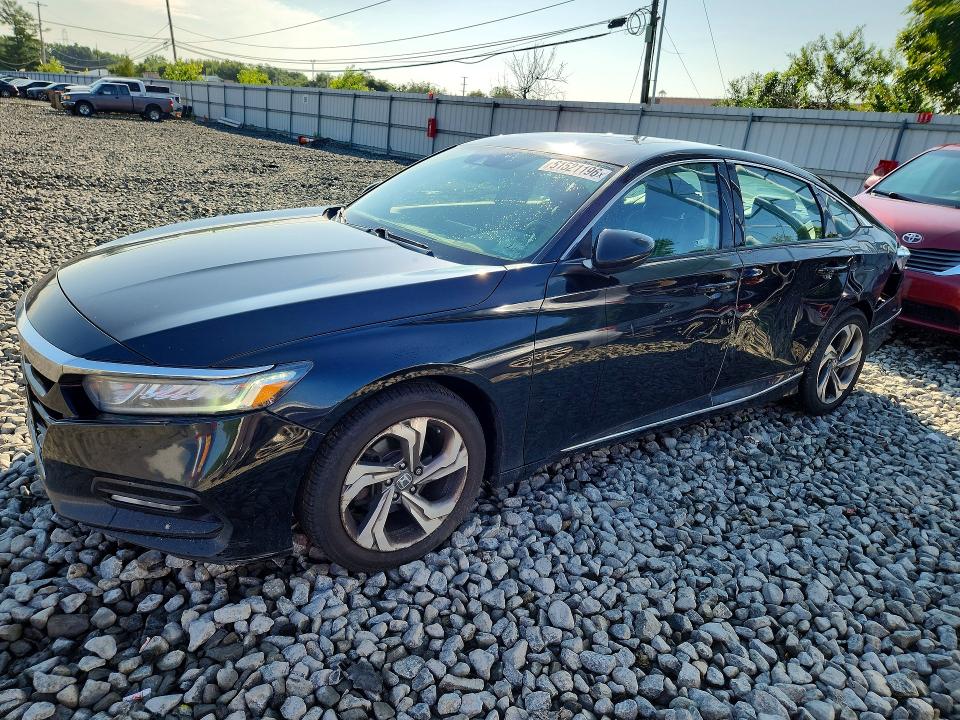 Aukcja sprzedaży 2018 Honda Accord, vin: 1HGCV1F59JA073811, numer aukcji: 61521196
