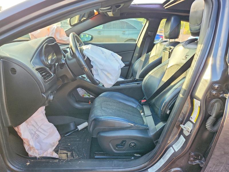 59297796 :رقم المزاد ، 1C3CCCDG5FN690888 vin ، 2015 Chrysler 200 مزاد بيع