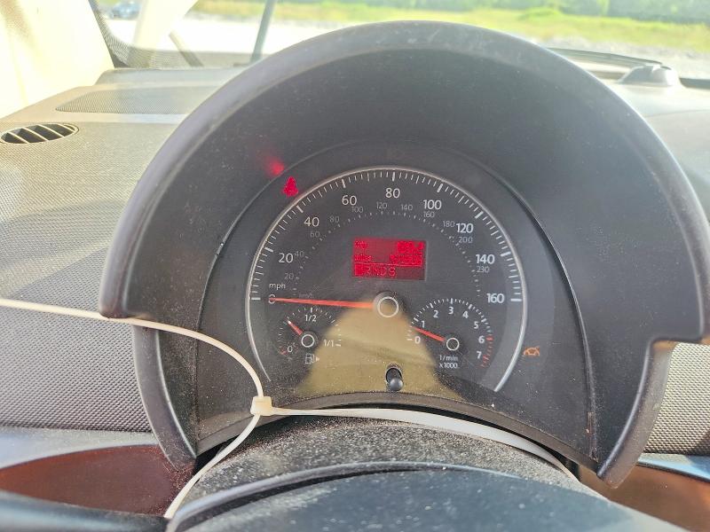 2006 Volkswagen New Beetle მანქანა იყიდება აუქციონზე, vin: 3VWSF31YX6M317526, აუქციონის ნომერი: 61380066