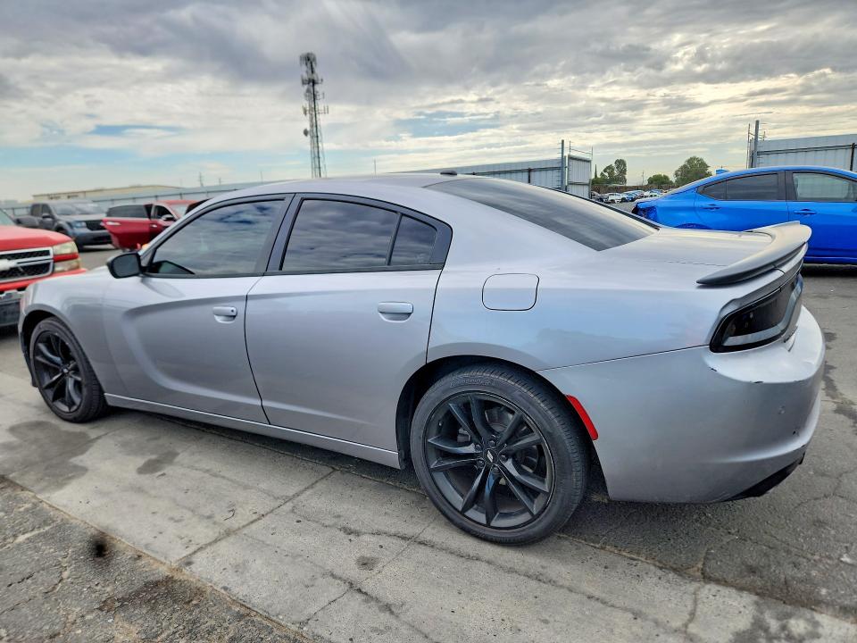 61949716 :رقم المزاد ، 2C3CDXBGXJH163910 vin ، 2018 Dodge Charger مزاد بيع