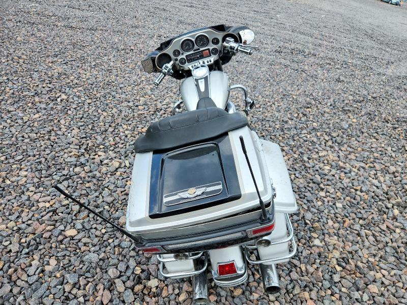 61938176 :رقم المزاد ، 1HD1FCW413Y610914 vin ، 2003 Harley-davidson Flhtcui مزاد بيع
