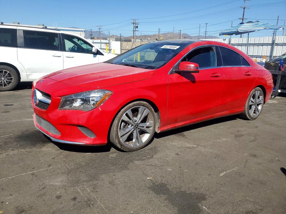 62276056 :رقم المزاد ، WDDSJ4EB4JN566616 vin ، 2018 Mercedes-benz Cla مزاد بيع
