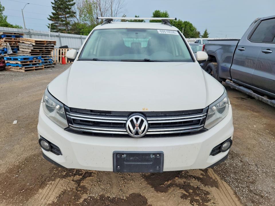 60610536 :رقم المزاد ، WVGJV3AX2EW524026 vin ، 2014 Volkswagen Tiguan مزاد بيع