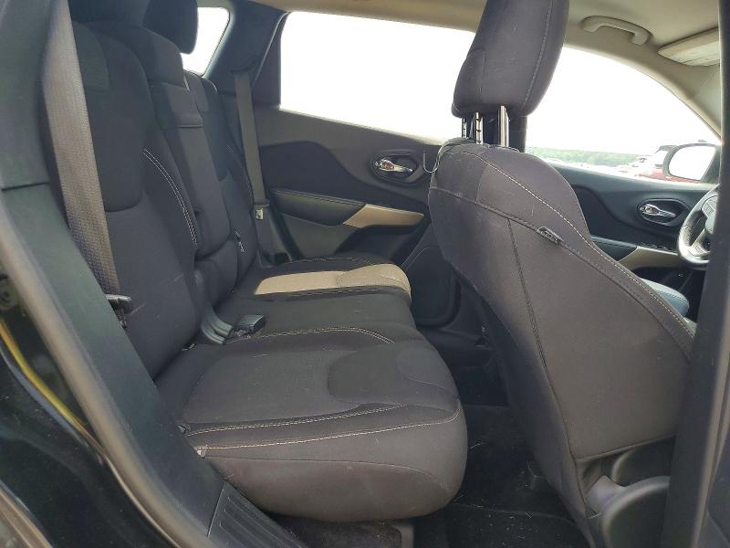 Продаж на аукціоні авто 2017 Jeep Cherokee, vin: 1C4PJLCB0HW667878, номер лоту: 62599686