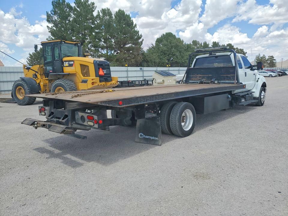 61199046 :رقم المزاد ، 3FRWX6FE1FV728196 vin ، 2015 Ford F650 مزاد بيع