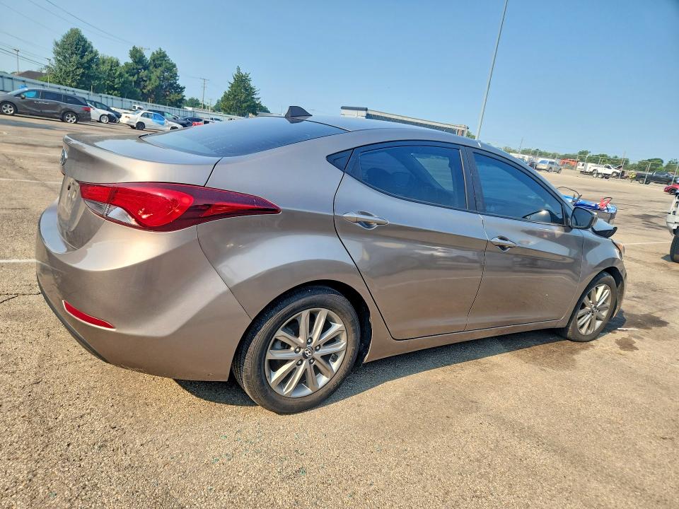61278626 :رقم المزاد ، 5NPDH4AE4GH749070 vin ، 2016 Hyundai Elantra مزاد بيع