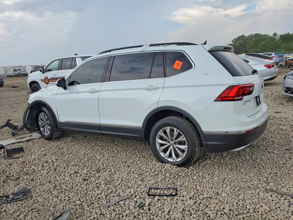 Продаж на аукціоні авто 2018 Volkswagen Tiguan, vin: 3VV2B7AX1JM096342, номер лоту: 61621466