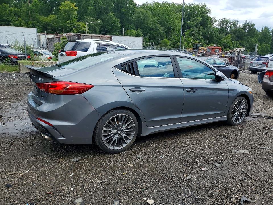 2017 Hyundai Elantra მანქანა იყიდება აუქციონზე, vin: KMHD04LB0HU326144, აუქციონის ნომერი: 62586546