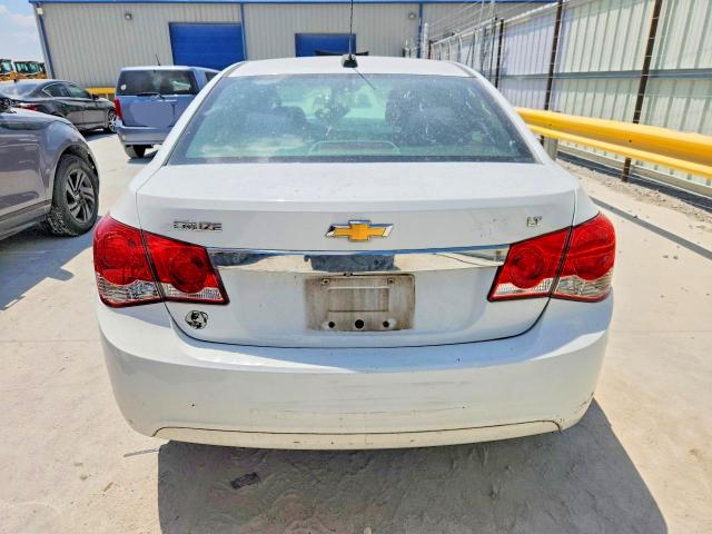 Продаж на аукціоні авто 2015 Chevrolet Cruze, vin: 1G1PC5SB9F7210378, номер лоту: 63055786
