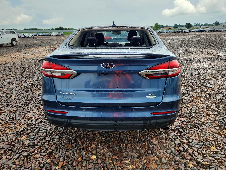 61031746 :رقم المزاد ، 3FA6P0HD4KR250959 vin ، 2019 Ford Fusion مزاد بيع