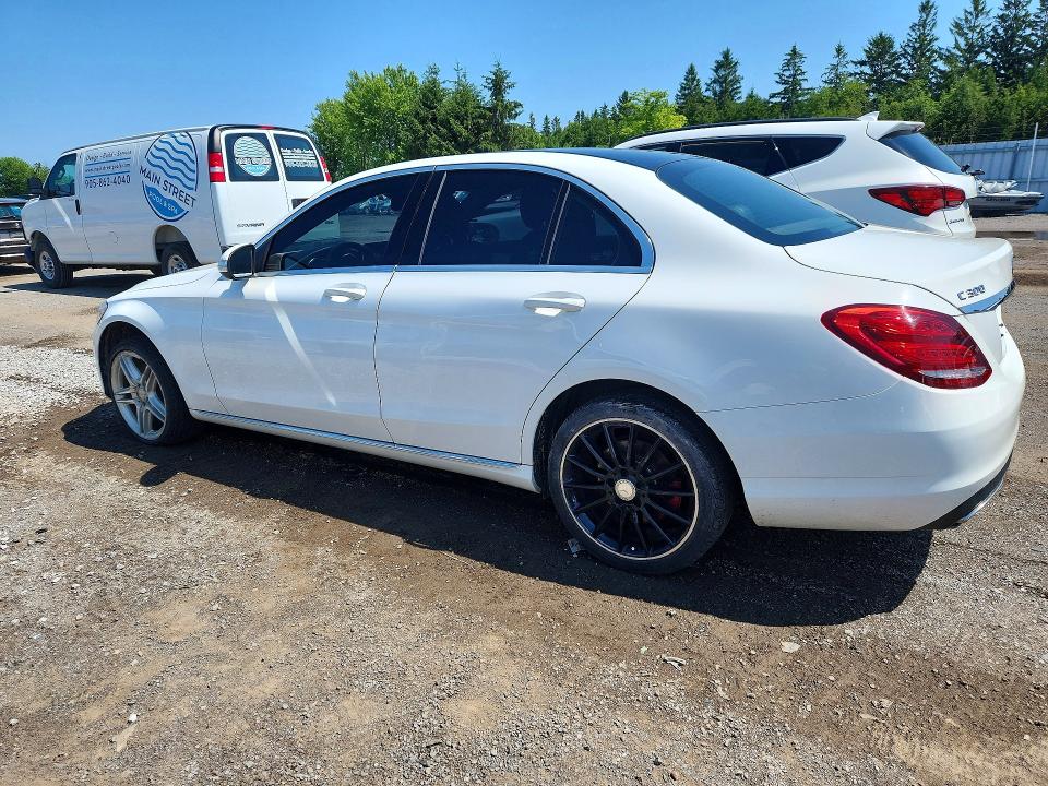 58992746 :رقم المزاد ، 55SWF4KB5FU001345 vin ، 2015 Mercedes-benz C مزاد بيع