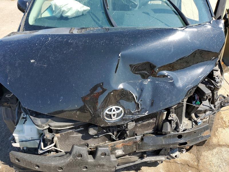 60418206 :رقم المزاد ، 5TDYK3DC1ES462476 vin ، 2014 Toyota Sienna مزاد بيع