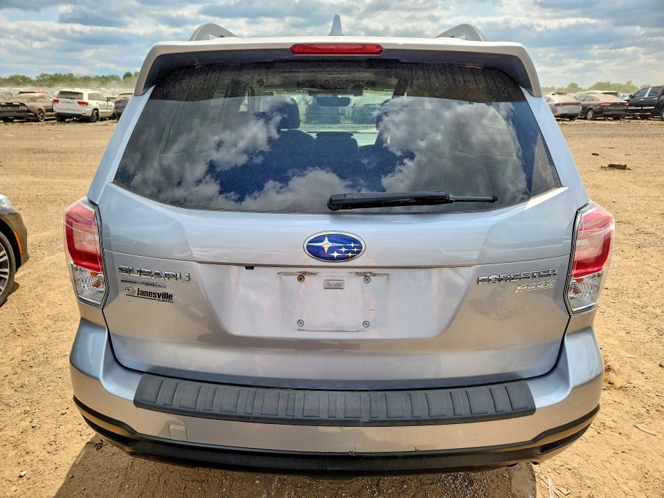 Продаж на аукціоні авто 2017 Subaru Forester, vin: JF2SJAGC7HH584598, номер лоту: 62034316