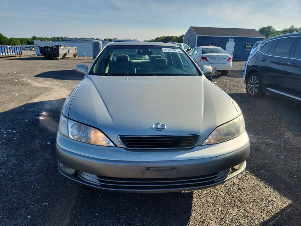1999 Lexus Es მანქანა იყიდება აუქციონზე, vin: JT8BF28G4X5057771, აუქციონის ნომერი: 61194476