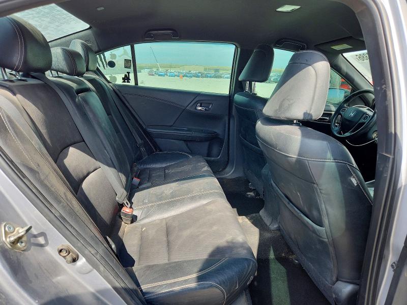 62108386 :رقم المزاد ، 1HGCR2F59GA221555 vin ، 2016 Honda Accord مزاد بيع