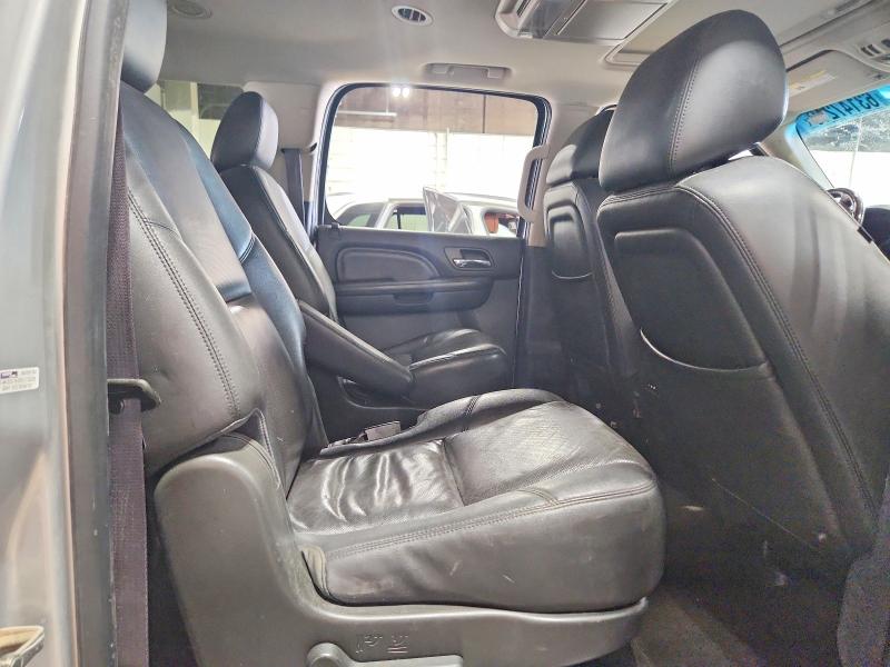 2012 Gmc Yukon Xl მანქანა იყიდება აუქციონზე, vin: 1GKS2MEF2CR275364, აუქციონის ნომერი: 63147216