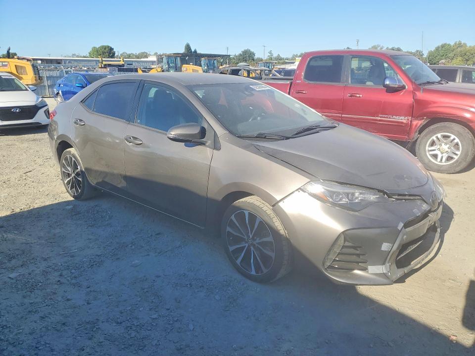 Продажа на аукционе авто 2017 Toyota Corolla, vin: 5YFBURHE3HP649147, номер лота: 62506666