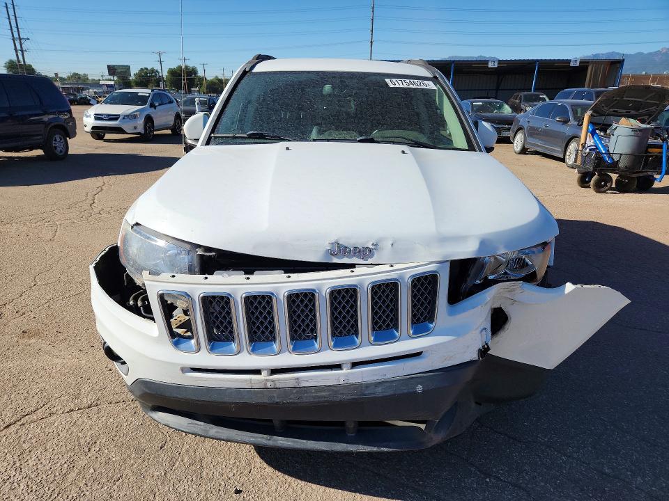 2016 Jeep Compass მანქანა იყიდება აუქციონზე, vin: 1C4NJDEB0GD542237, აუქციონის ნომერი: 61754626