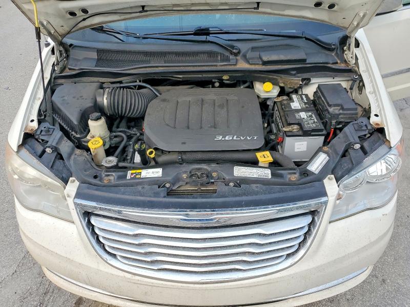 62702036 :رقم المزاد ، 2C4RC1CG8DR531441 vin ، 2013 Chrysler Town & Country مزاد بيع