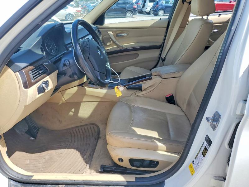 60982816 :رقم المزاد ، WBAPK7C58BA970164 vin ، 2011 Bmw 328 مزاد بيع