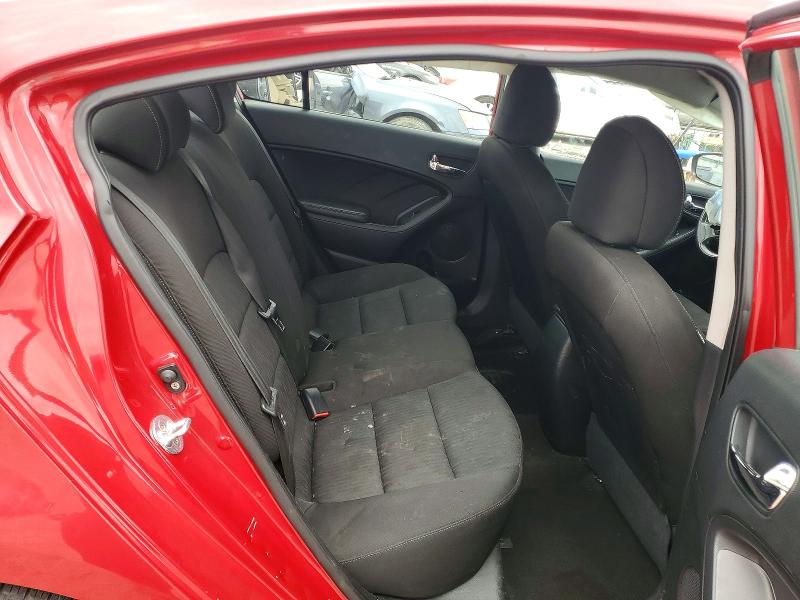 61060396 :رقم المزاد ، KNAFK4A66G5577415 vin ، 2016 Kia Forte مزاد بيع