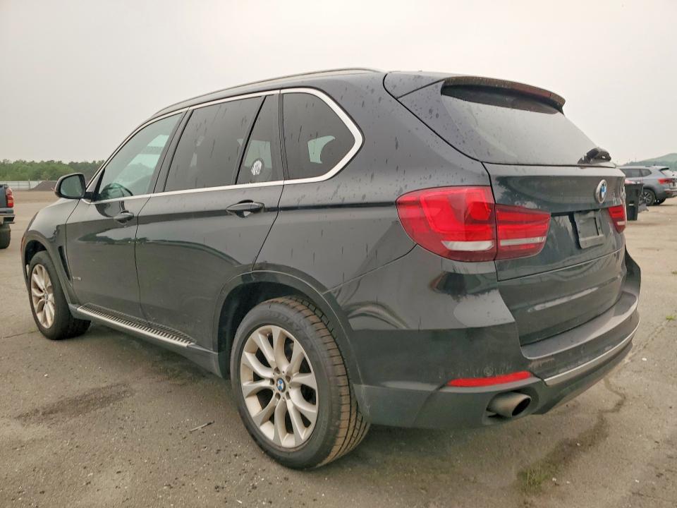61330786 :رقم المزاد ، 5UXKR0C56F0K71111 vin ، 2015 Bmw X5 مزاد بيع