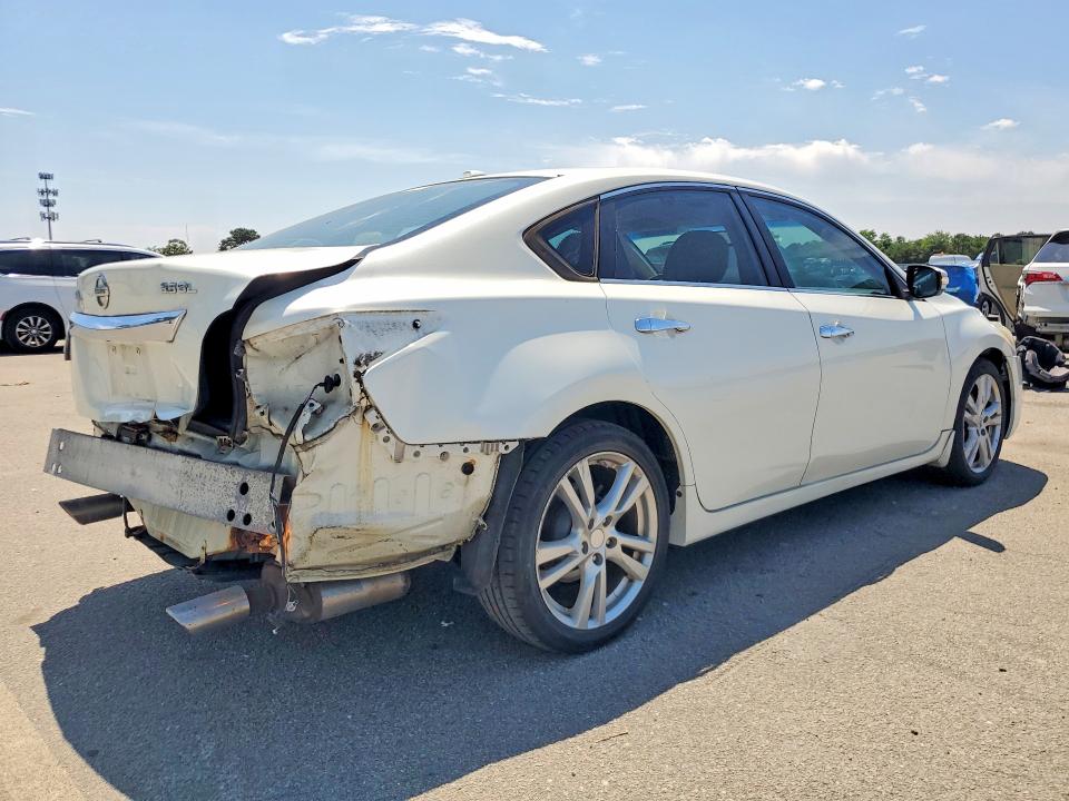 61203716 :رقم المزاد ، 1N4BL3AP6EN222250 vin ، 2014 Nissan Altima مزاد بيع