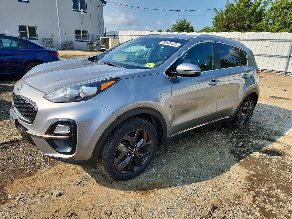 2021 Kia Sportage მანქანა იყიდება აუქციონზე, vin: KNDP6CAC0M7877933, აუქციონის ნომერი: 62644356