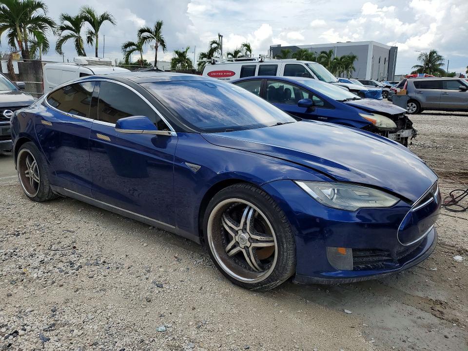 Aukcja sprzedaży 2016 Tesla Model S, vin: 5YJSA1E13GF126023, numer aukcji: 62989436