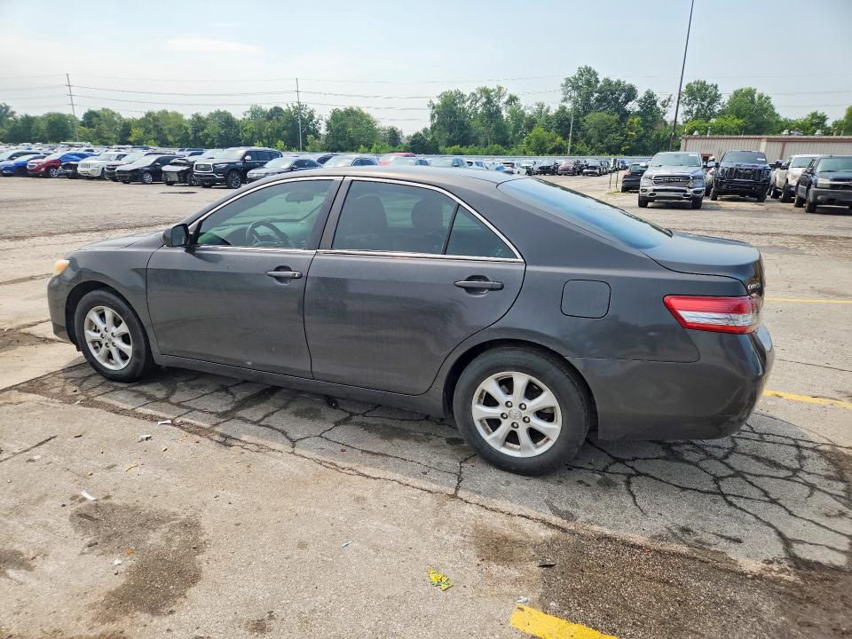 62645816 :رقم المزاد ، 4T1BF3EK3BU587661 vin ، 2011 Toyota Camry مزاد بيع