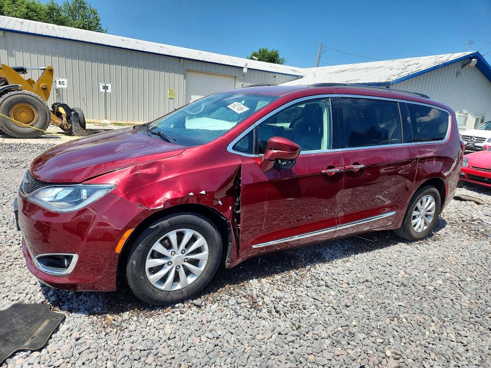 2017 Chrysler Pacifica მანქანა იყიდება აუქციონზე, vin: 2C4RC1BGXHR648221, აუქციონის ნომერი: 59321456