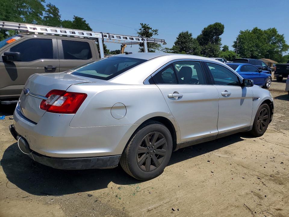 59790246 :رقم المزاد ، 1FAHP2DW0AG131453 vin ، 2010 Ford Taurus مزاد بيع