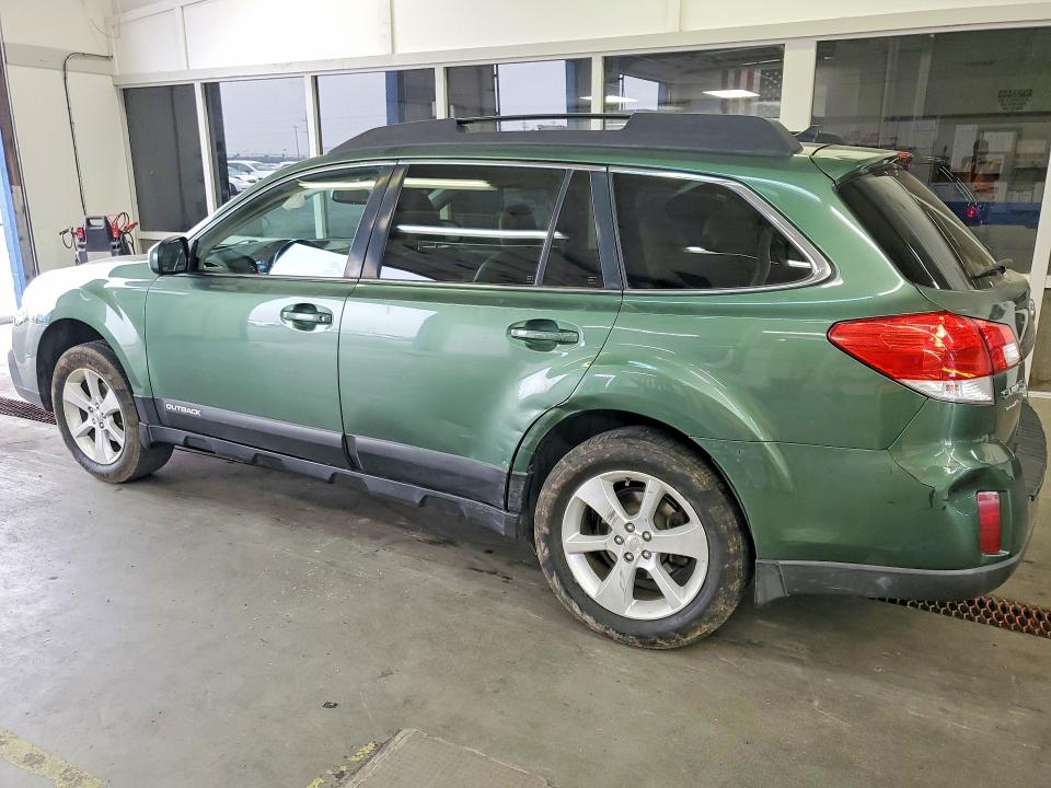 2013 Subaru Outback მანქანა იყიდება აუქციონზე, vin: 4S4BRBKC0D3208140, აუქციონის ნომერი: 61965936