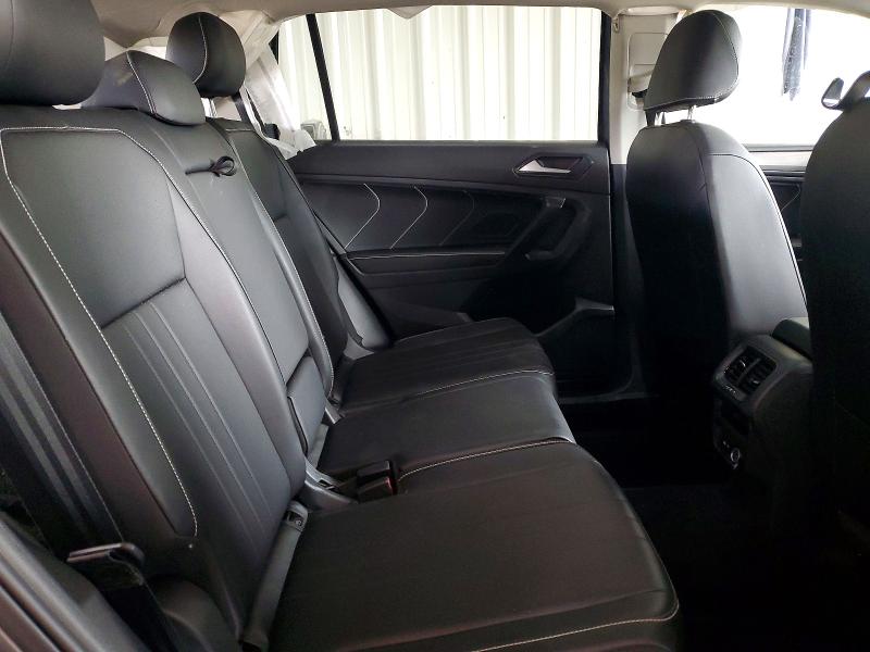 62460076 :رقم المزاد ، 3VV2B7AXXNM042401 vin ، 2022 Volkswagen Tiguan مزاد بيع